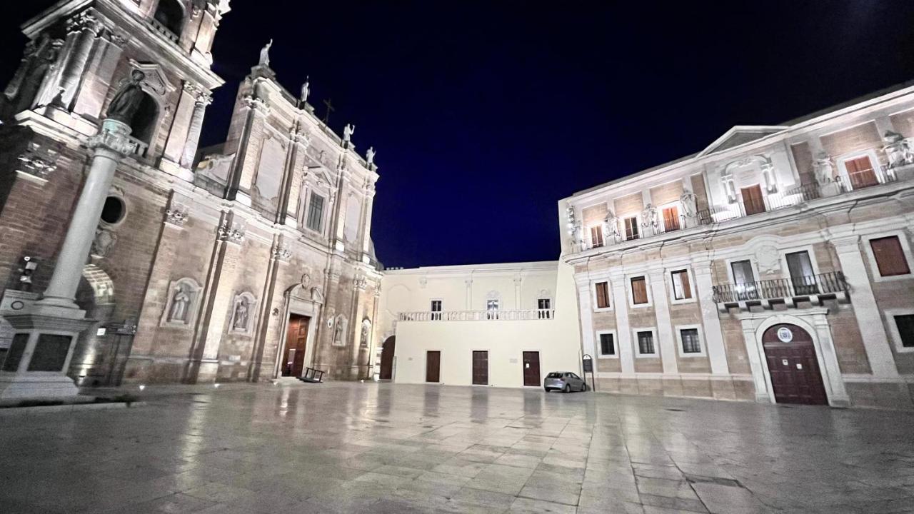 Апартаменты Il Duomo E Il Mare Бриндизи Экстерьер фото